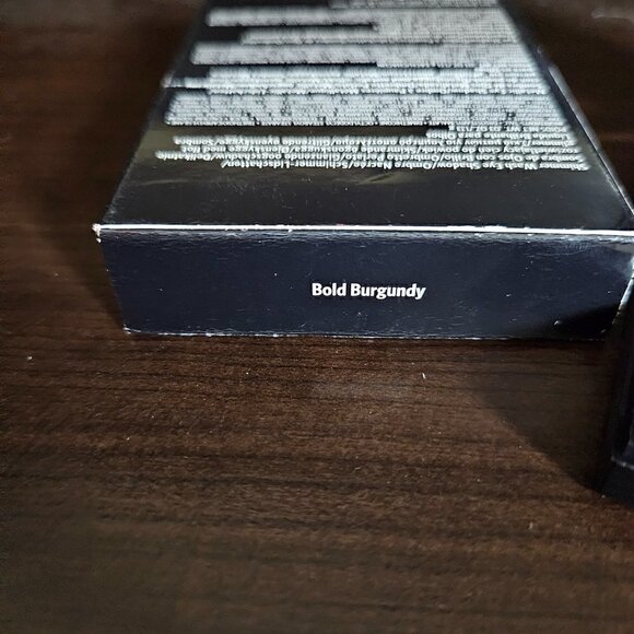 BOBBI BROWN The Essential Multicolour Eye Shadow Palette in Bold Burgund… - Picture 4 of 6